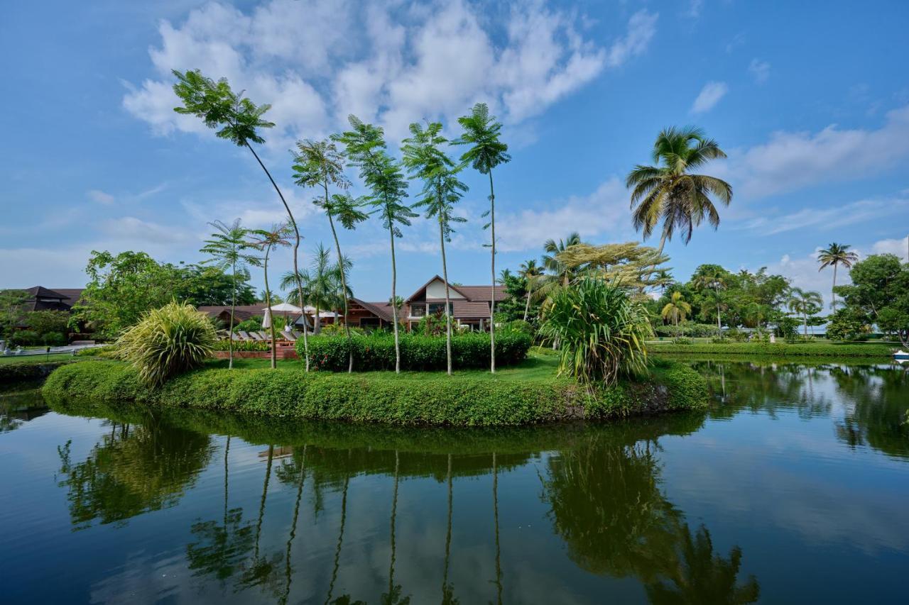 Gokulam Grand Resort & Spa, Kumarakom Ngoại thất bức ảnh