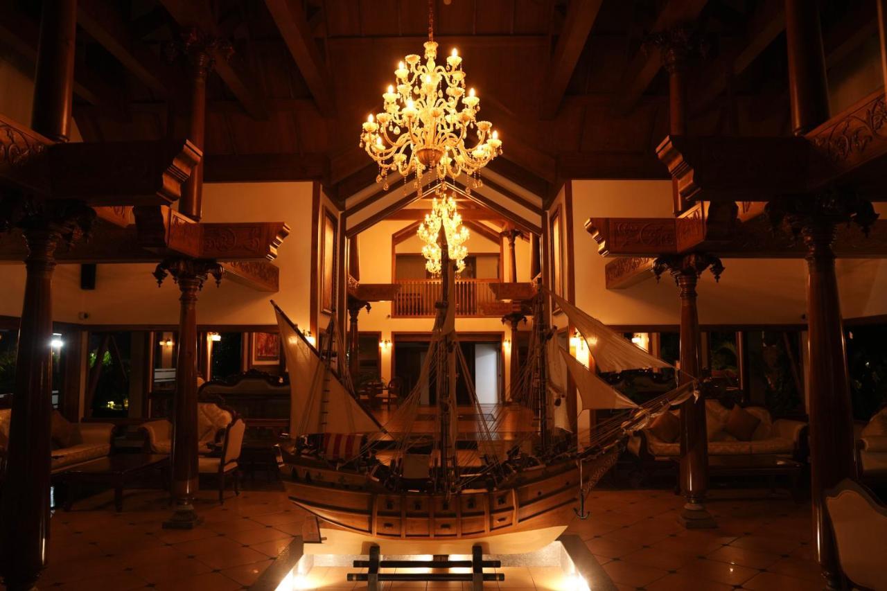 Gokulam Grand Resort & Spa, Kumarakom Ngoại thất bức ảnh
