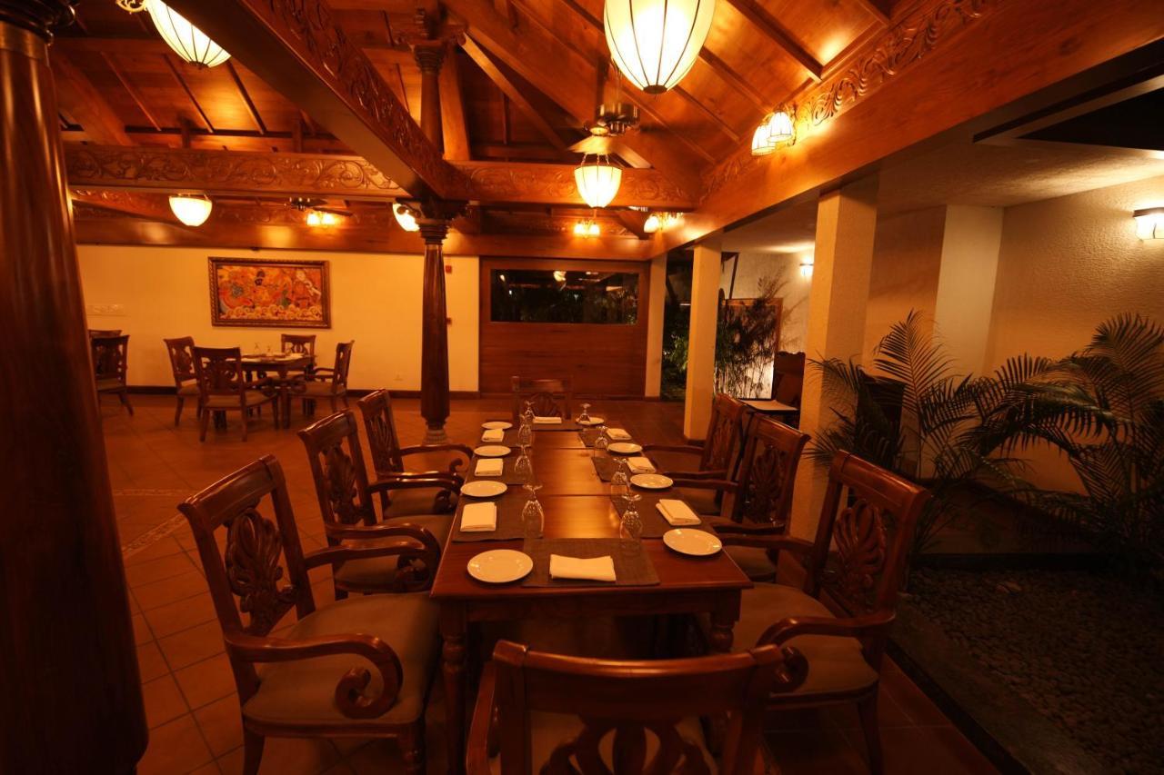 Gokulam Grand Resort & Spa, Kumarakom Ngoại thất bức ảnh